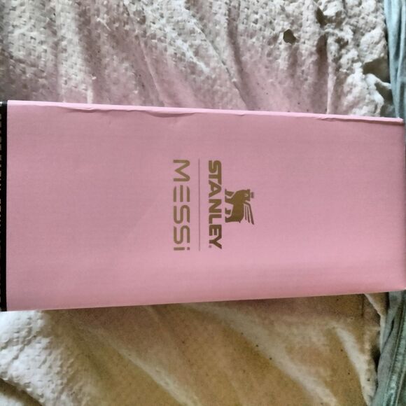 Messi x Stanley Quencher ProTour Flip Straw Tumbler 40 OZ Stainless Steel Pink - Picture 5 of 5